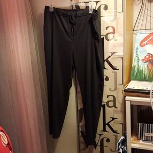 CLOSING SALE! Reitmans Joggers Sz 20L w/pockets
